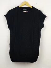 Buy online pre-used pre-loved 100% authentic & Original branded Pretty Little Thing (SL-2027) available in Pakistan. Top international brands avilable.